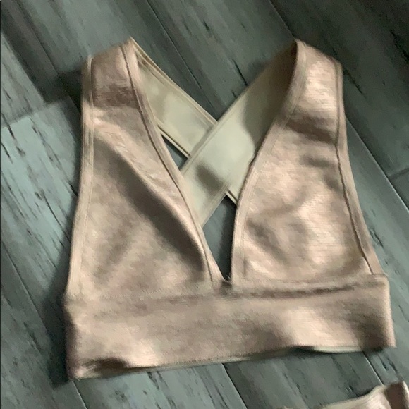 Two piece set - Picture 6 of 7